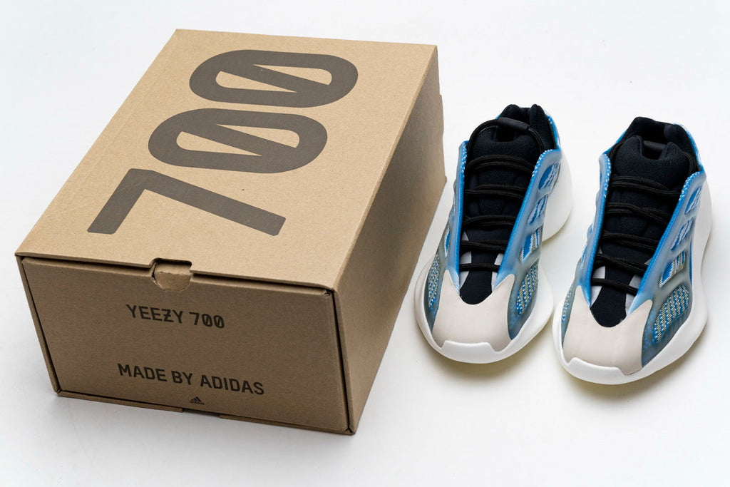 Adidas Yeezy 700 V3 Arzareth Reps Sneaker G54850