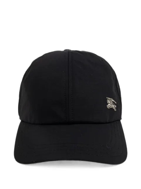 Burberry baseball cap with metal plaque